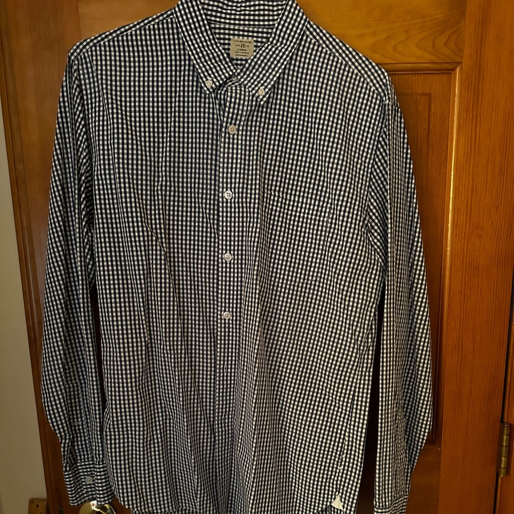 J Crew | Classic 2 Ply Cotton Button Down Large
